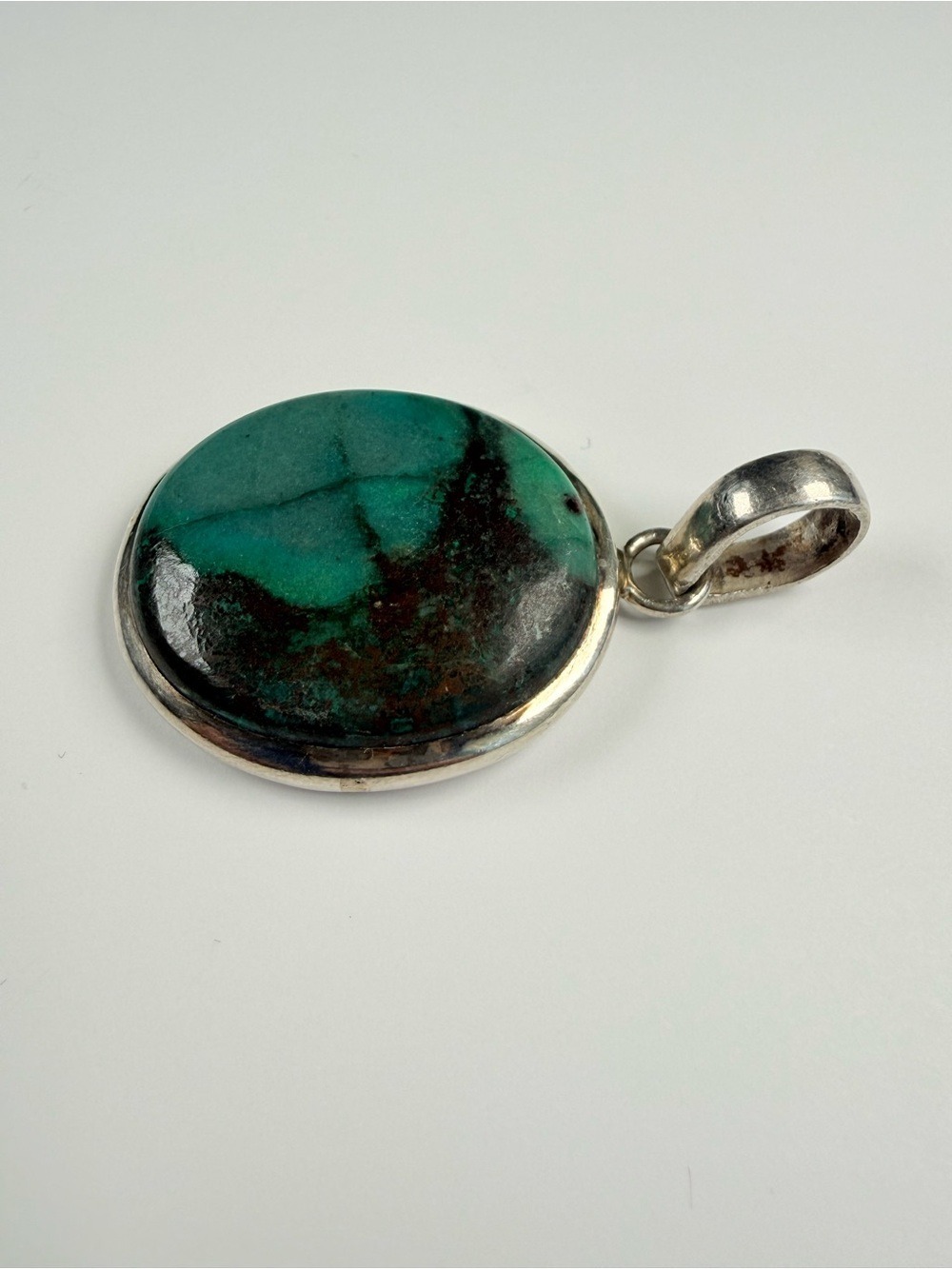 Old Southwest Turquoise Large 1.75" Sterling Silver 925 Round Pendant Necklace - Picture 3 of 6